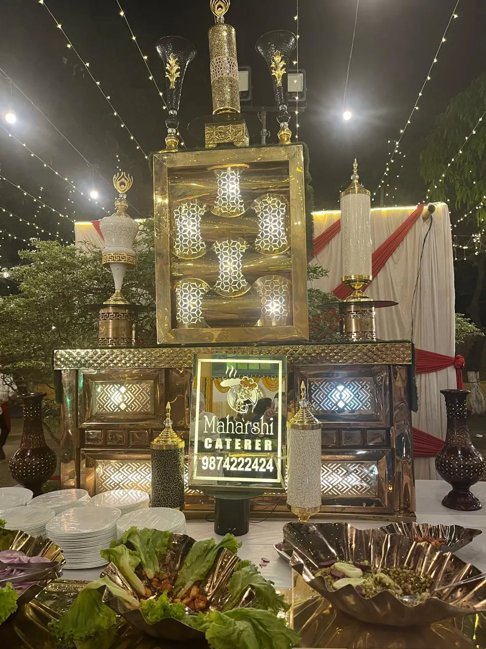 Professional caterer in Kolkata offering premium event catering.